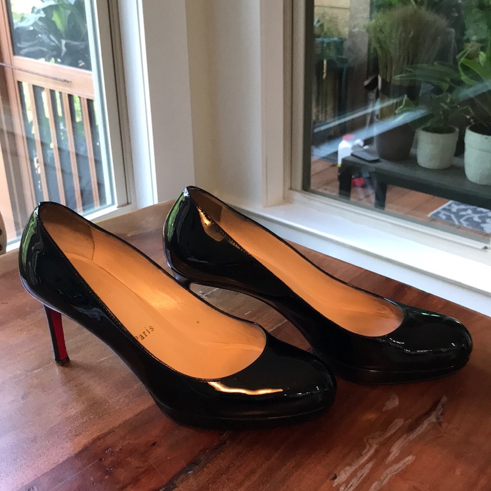 Pre-owned Simple Patent Red Sole Pump